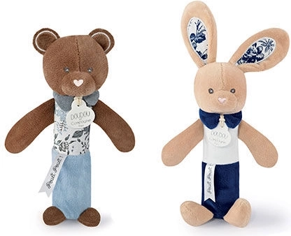 Pískací chrastítko medvídek 17 cm – DOUDOU