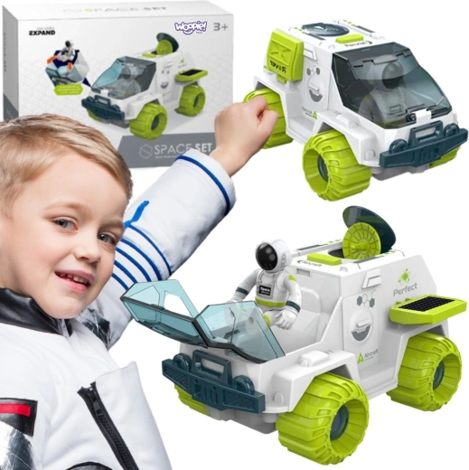 Woopie vesmírný rover s astronautem