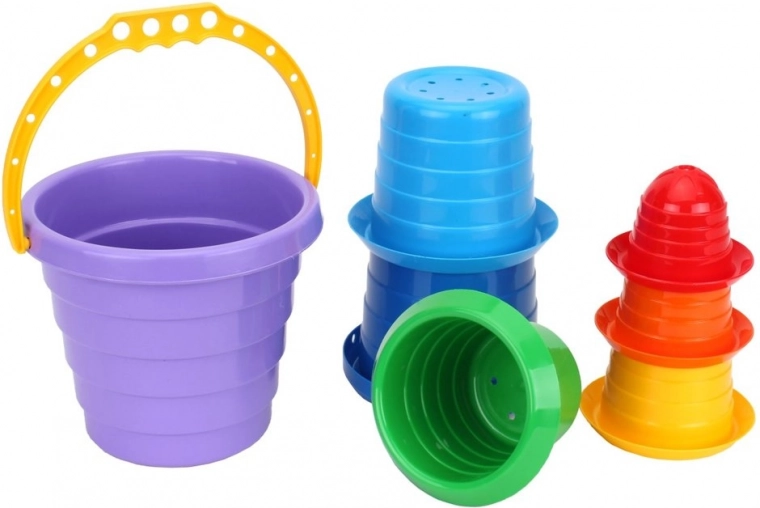 Skládací kelímky a věž pro batolata s kyblíkem