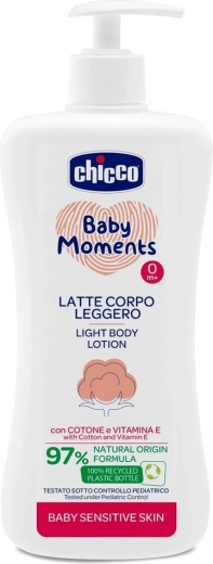 Chicco Baby Moments Sensitive tělové mléko s dávkovačem 500 ml
