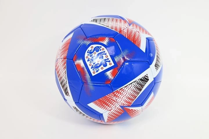 Fotbalový míč England FA velikost 5 se spirálovým designem