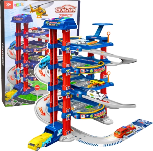 Velké víceúrovňové parkoviště s elektrickým výtahem a dráhou pro autíčka