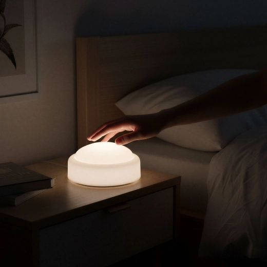 LED lampička s tlačítkovým spínačem