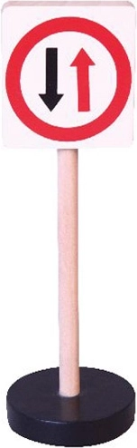 Dřevěná dopravní značka – přednost protijedoucích BABU