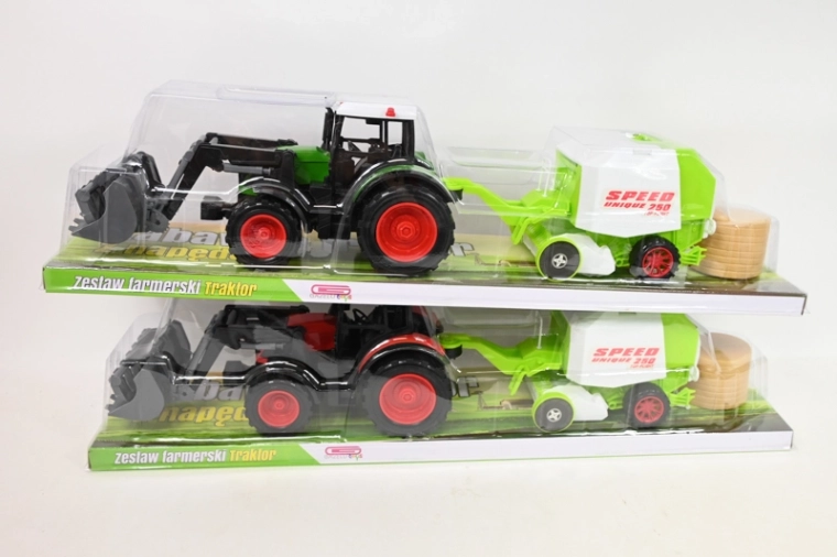 Dětský traktor se zemědělským strojem