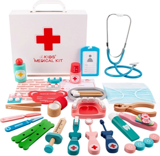 dřevěná sada malý doktor