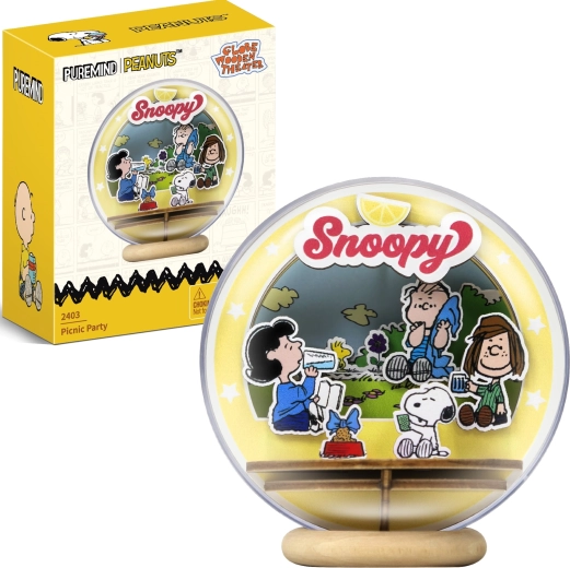 Puremind dřevěný 3D model SNOOPY PEANUTS – piknik v parku v průhledné kouli