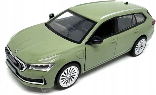 MSZ elektrický model Škoda Superb Combi iV zelený