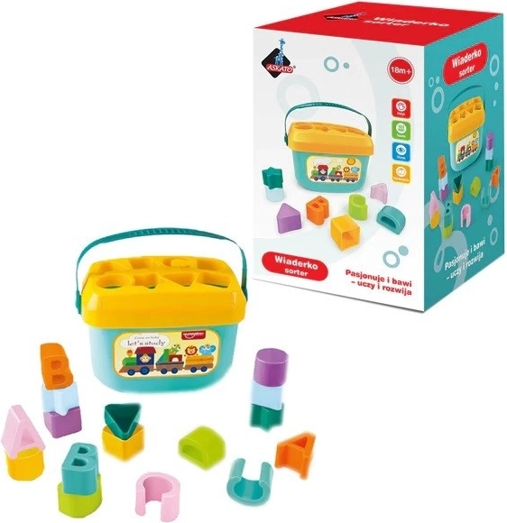 Vědro se sortérem a kostkami