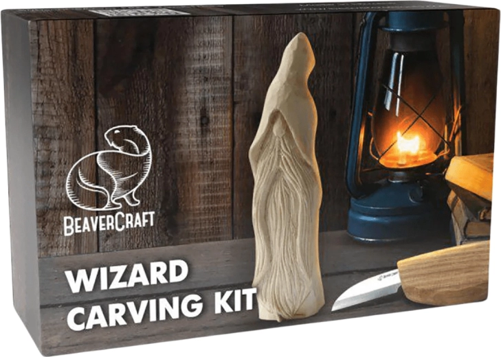 BeaverCraft DIY sada na vyřezávání – kouzelník (Wizard) pro začátečníky