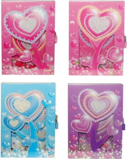 barevný deník se srdíčkem a zámkem v pevné vazbě