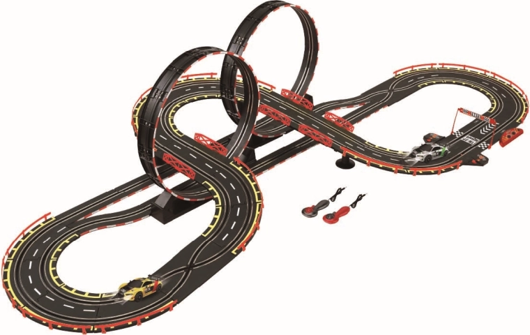 Autodráha Hyper Circuit s vozy AUDI