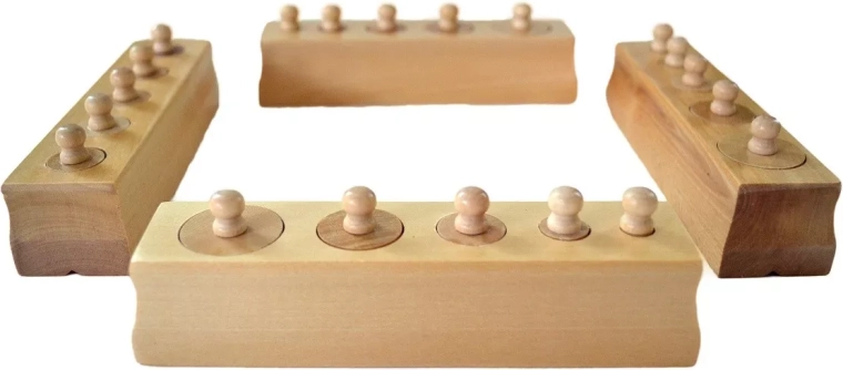 Montessori válečky s úchyty – zmenšená verze - 1 kus