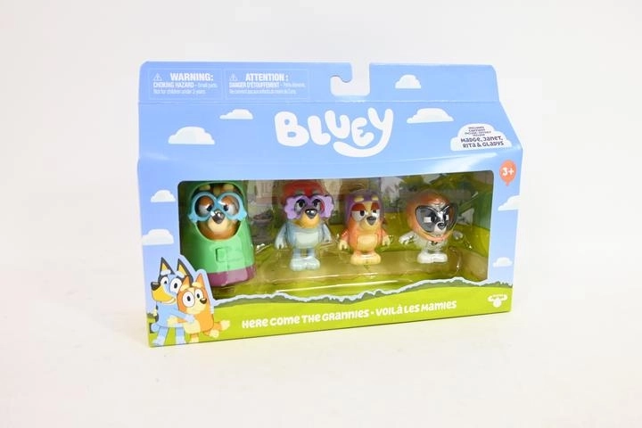 Sada figurek Bluey „babičky“ (4 figurky + 2 doplňky)