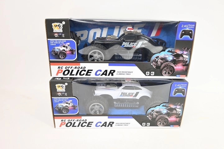 Policejní auto na dálkové ovládání + balíček