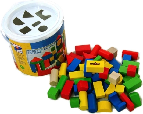Dřevěné kostky pro batolata v kbelíku s třídičem