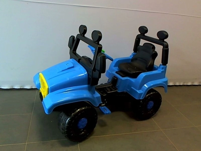 Terénní šlapací auto na pedály 43409