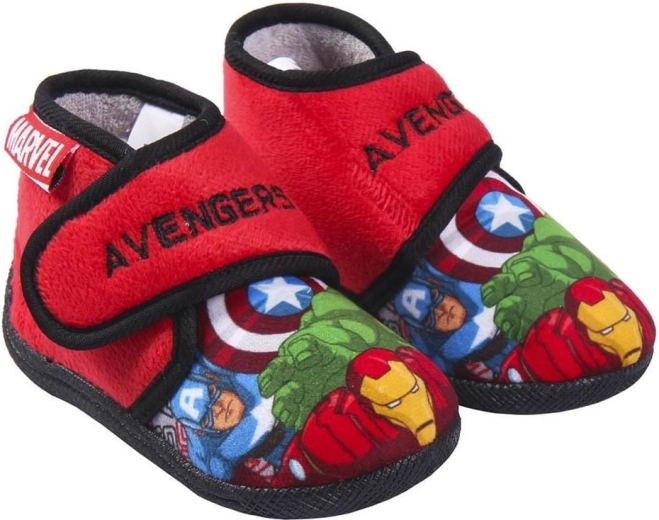 Dětské bačkory Avengers na suchý zip – Velikost: 23
