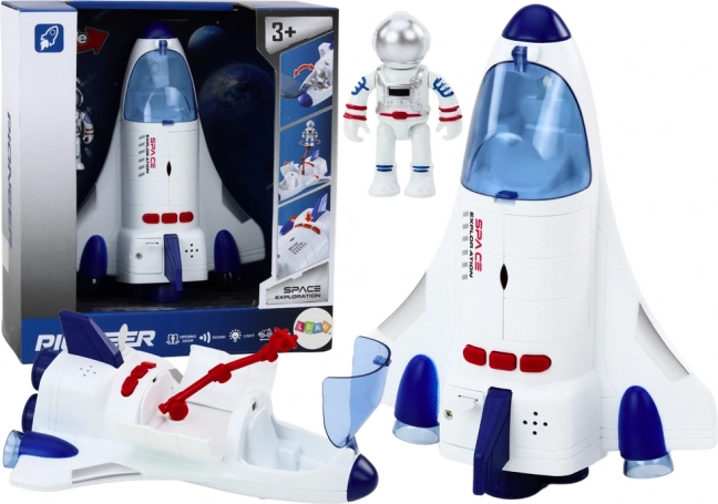 Kosmická loď s osvětlením a zvuky