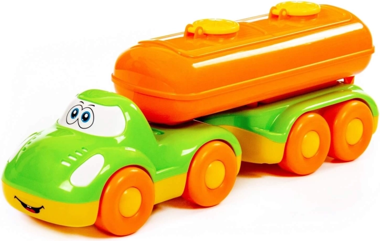 Auto Kamarát s návěsem cisternou