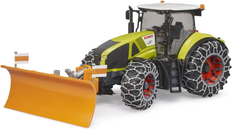 Traktor Claas Axion 950 se sněhovými řetězy a radlicí Bruder