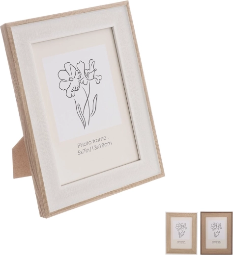 Dřevěný fotorámeček 18 × 23 cm, 3 varianty (assort) - 1 kus