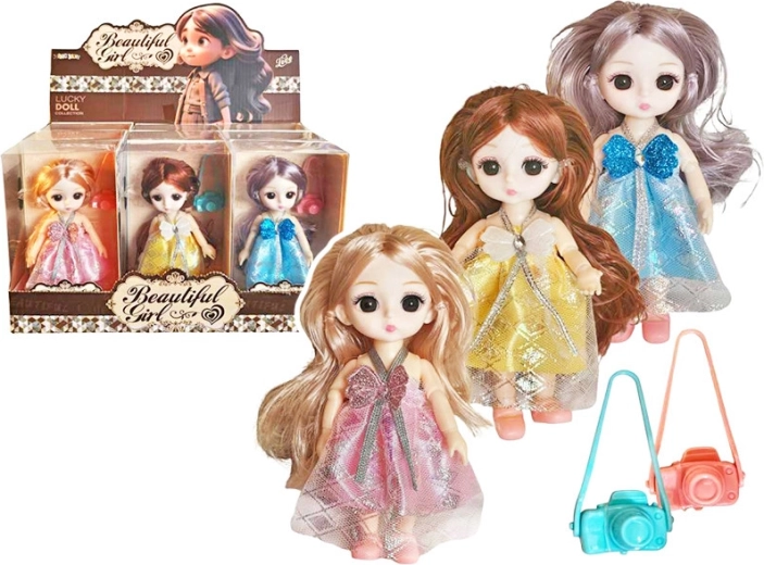 Panenka s fotoaparátem 15 cm