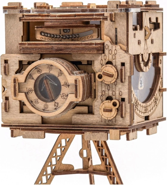 IDventure úniková místnost hlavolam Sherlockova kamera