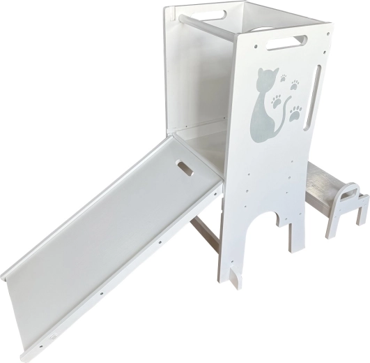 Rostoucí učící věž s kočičkou se skluzavkou a tabulí