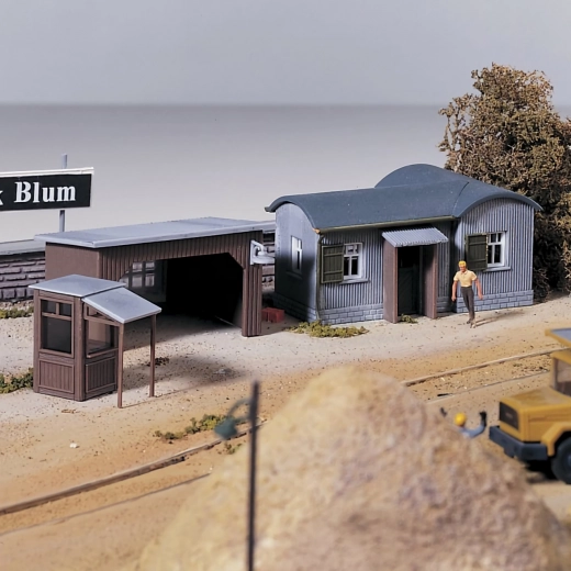 Piko Authentic Edition obchodní kancelář pískovny E. Blum, stavebnice H0