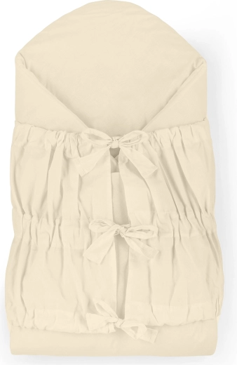 Petite&Mars šněrovací zavinovačka Nurse s kokosovou vložkou light beige 75 × 75 cm