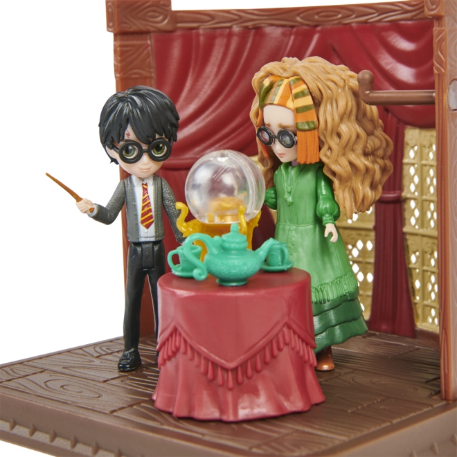 Figurky Harryho a profesorky Trelawney