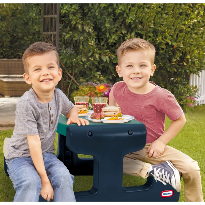 Dětský piknikový stolek modro-zelený Little Tikes do zahrady