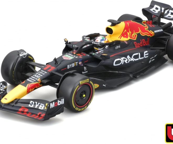 Kovový model Red Bull Racing RB18 1:24 s řidičem Sergio Pérez