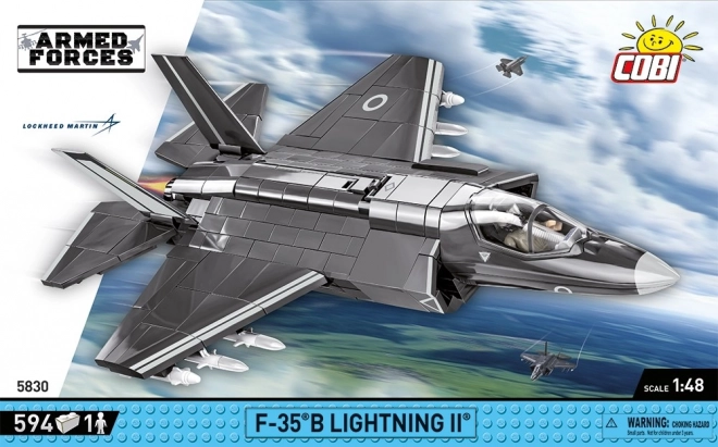 Model bojového letounu F-35B Lightning II z kostiček