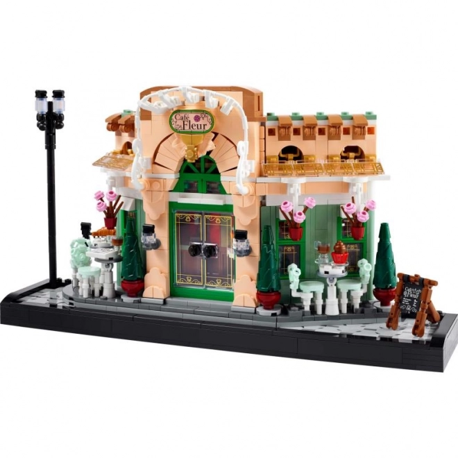 Francouzská kavárna LEGO Icons