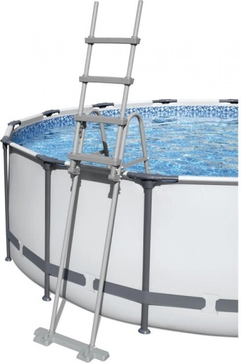 Bezpečný vstup a výstup z bazénu