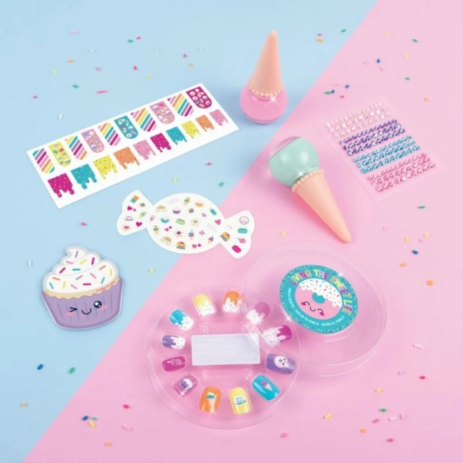 Barevný set na nehty se samolepkami Candy