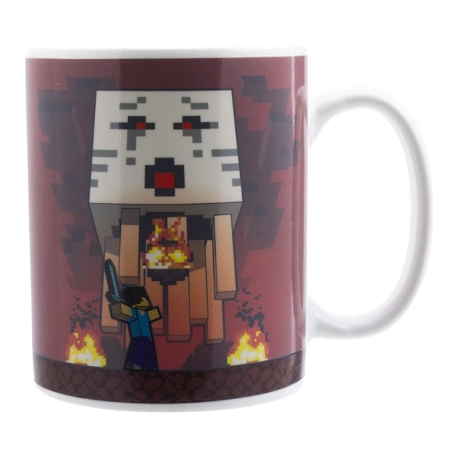Hrnek měnící se motivem Minecraft Nether