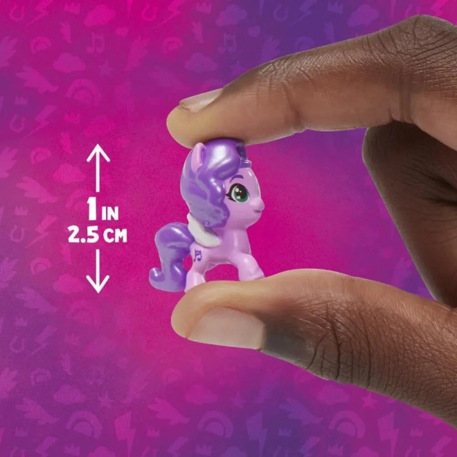 Sada figurek My Little Pony Mini World Magic Compact Town Zephyr Hills