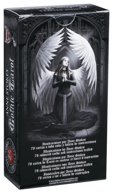 Umění ANNE STOKES na každé kartě