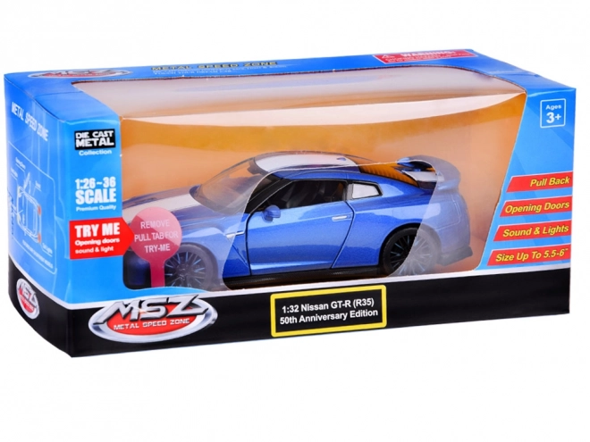 Auto Nissan GT-R s otevíracími dveřmi