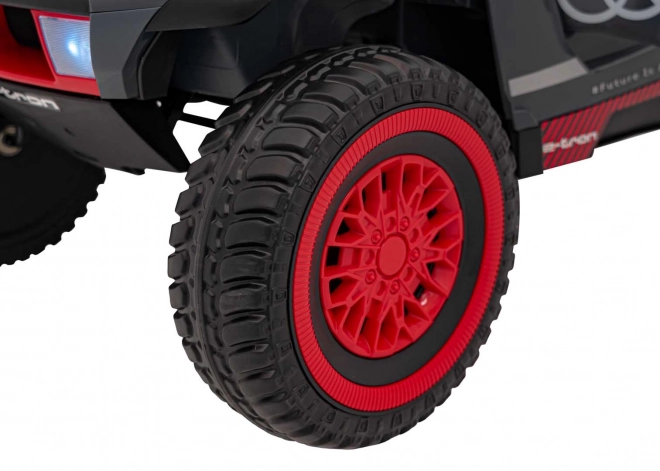 Audi RSQ E-TRON vozidlo Šedá