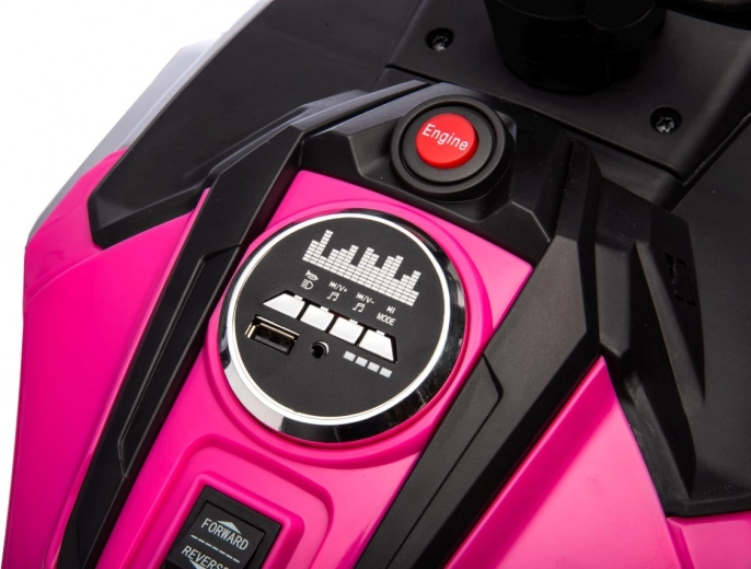 Multimediální panel: MP3, AUX, USB, Bluetooth