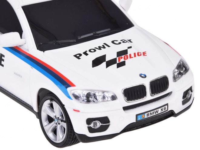 Sportovní vůz BMW X6 na dálkové ovládání