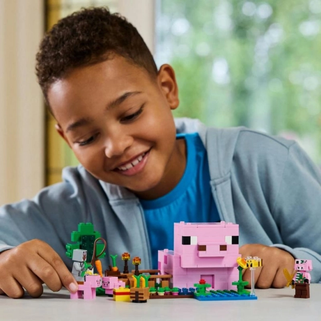 LEGO® Minecraft® 21268 Domeček Prasátka