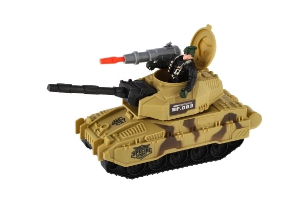 Plastový tank s vojákem na volný chod