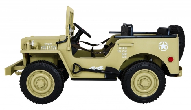 Retro vojenské auto pro děti s 4x4 pohonem, místem pro 3 a EVA kola