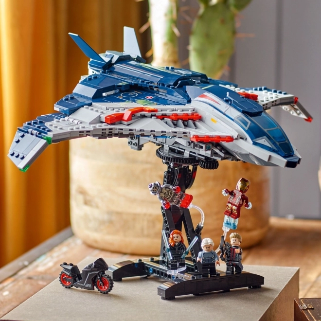 Avengers: Věk Ultrona Quinjet LEGO Marvel