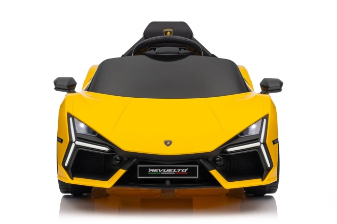 Auto Lamborghini Revuelto žluté